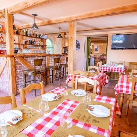 Sofinata Pension Maison d'hôtes *